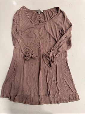 Haani Women's Roll-Tab Sleeve Scoop Neck Tunic - Mauve